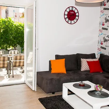 Apartment Petra *