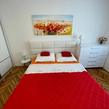 Petra Apartment