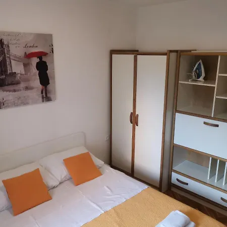 Petra Apartamento *